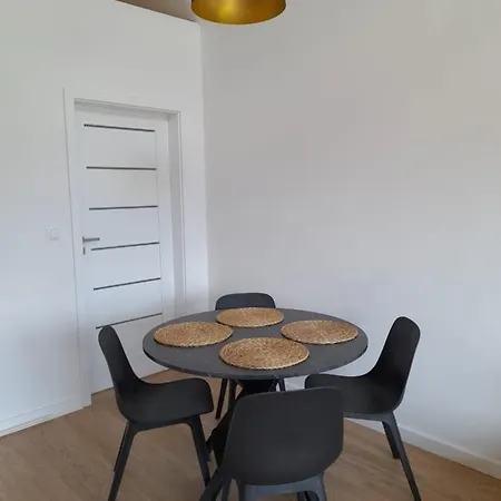 Domek Na Kepie Sromowce Wyzne